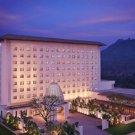 Vivanta Guwahati Luaran gambar