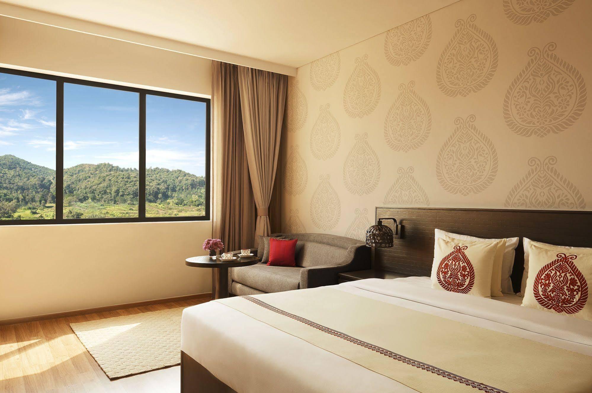 Vivanta Guwahati Luaran gambar